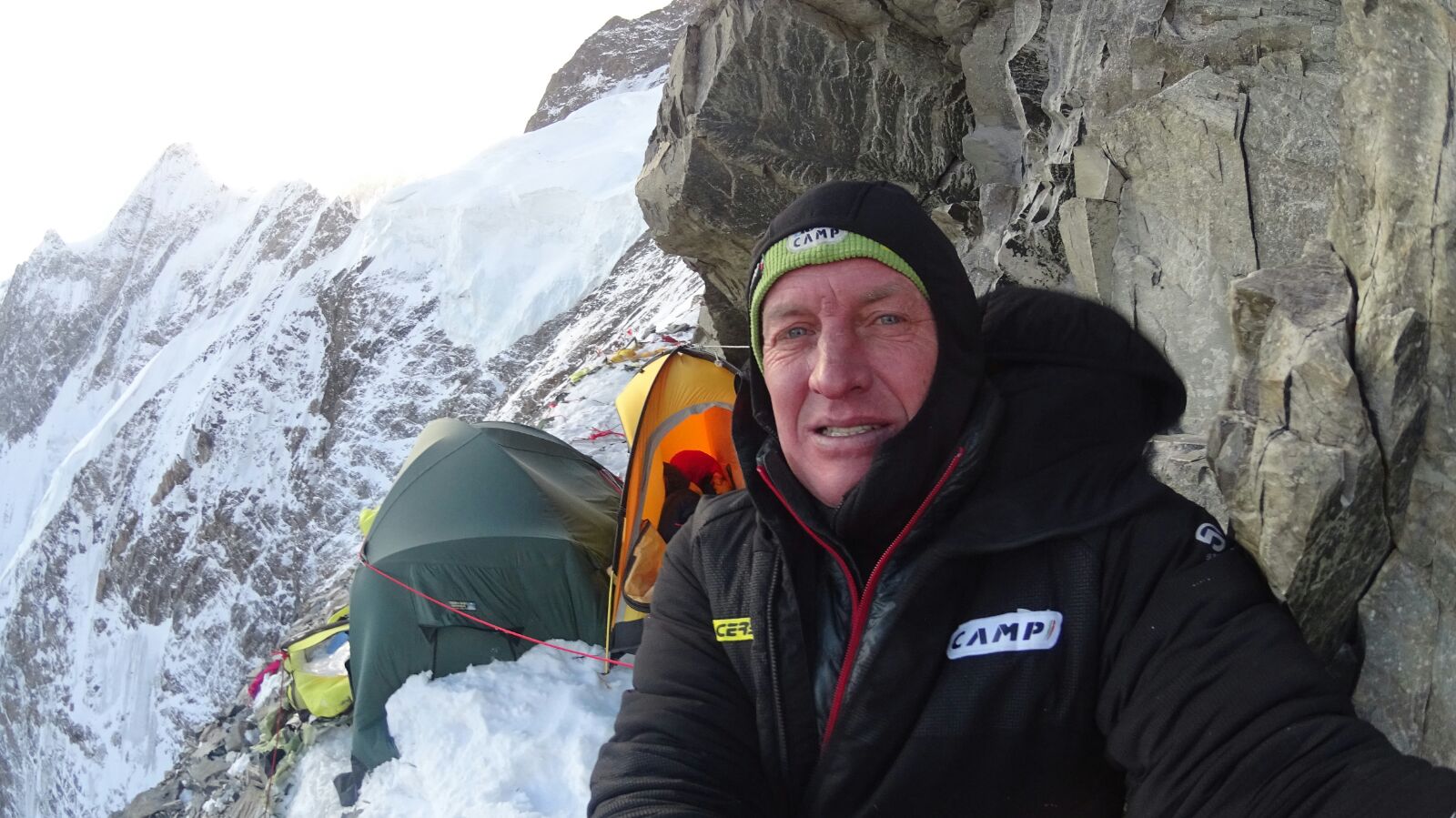 Winter K2: Denis Urubko Reports » Explorersweb