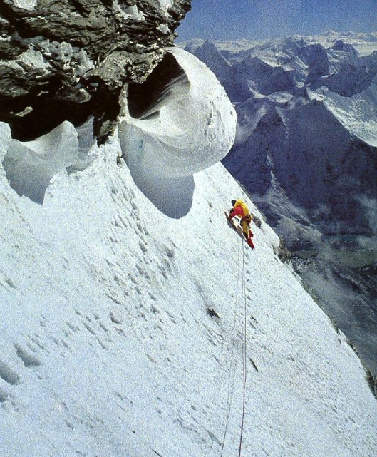 Profit and béghin, alpine style on the South Face of Lhotse in 1009