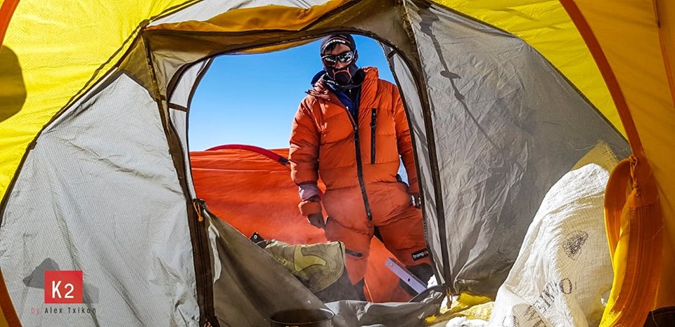 Member in Alex Txikon team in a higher camp on winter K2