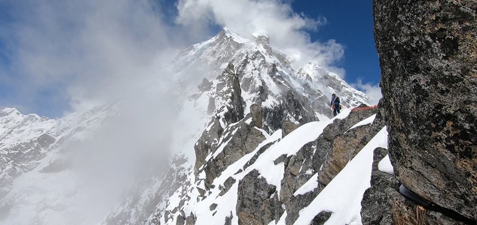 Adam Bielecki and Felix Berg on Langtang Lirung