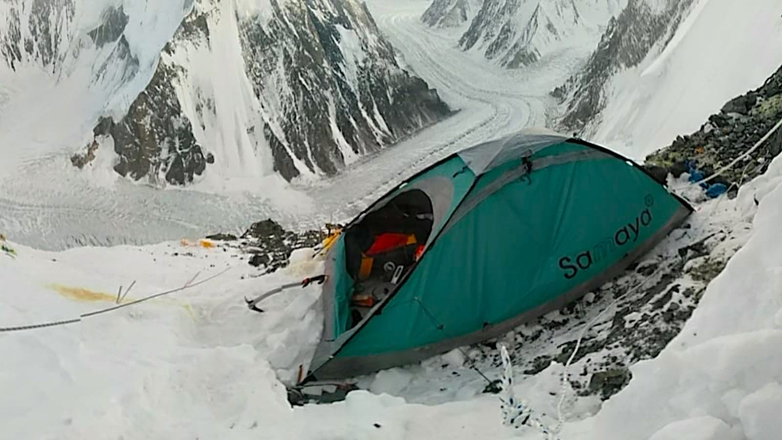 K2: Camp 4 Reached…No-O2 Climbers in C3…Summit Push Tomorrow?