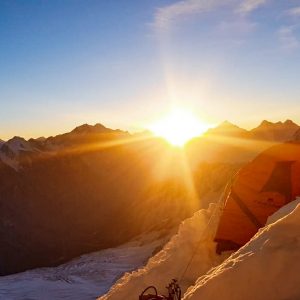 Manaslu: Txikon Reaches Camp 3