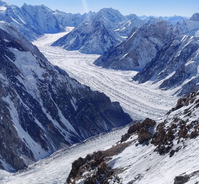 K2 Mohr And Lunger At 7 000m Everyone Else In Camp 2 Explorersweb