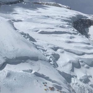 Annapurna Update: More Rope Helo’d to 7,000m