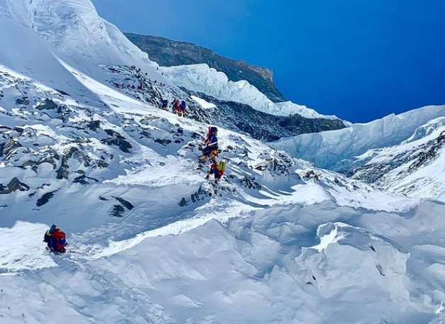 A sunny day on Annapurna