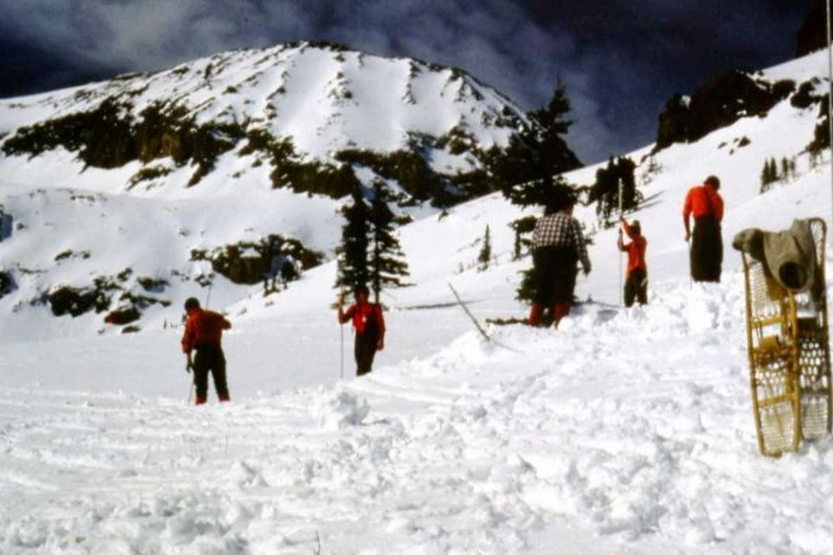 SAR ground teams search for missing skier Rudi Moder at RMNP in Feb. 1983; Photo: Rocky Mountain National Park Public Affairs