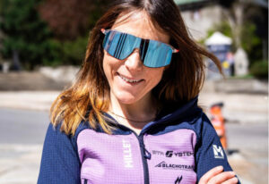 Close shot of Anna Tybor with mirrowed sunglasses