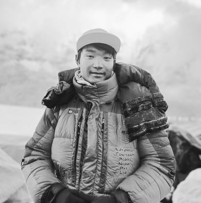 Pastenji Sherpa in black and white