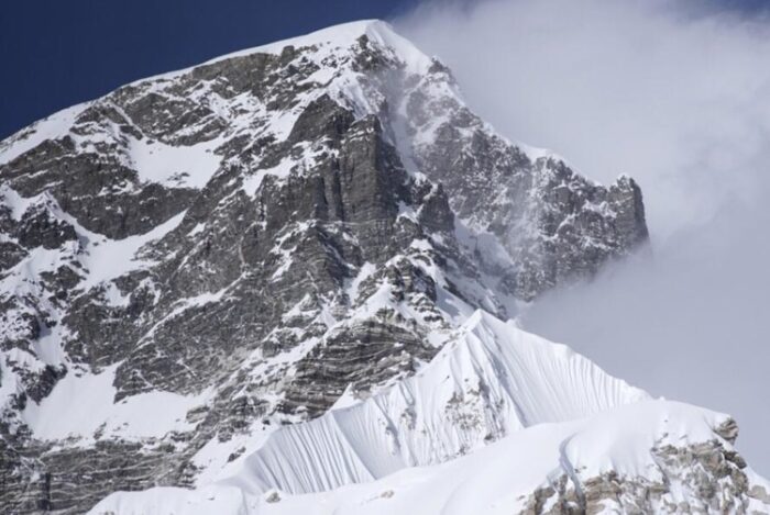 A formidable face of rock and ice, the south face of Cho Oyu