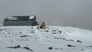 A victim is airlifted at the Sella refuge.