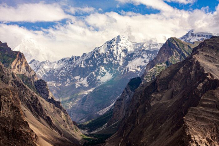 Peaks under the clouds