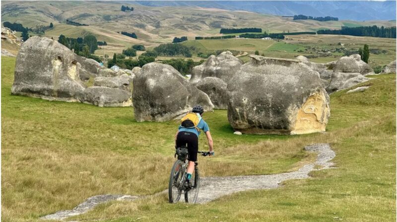 Cycling through Elephant Rocks.