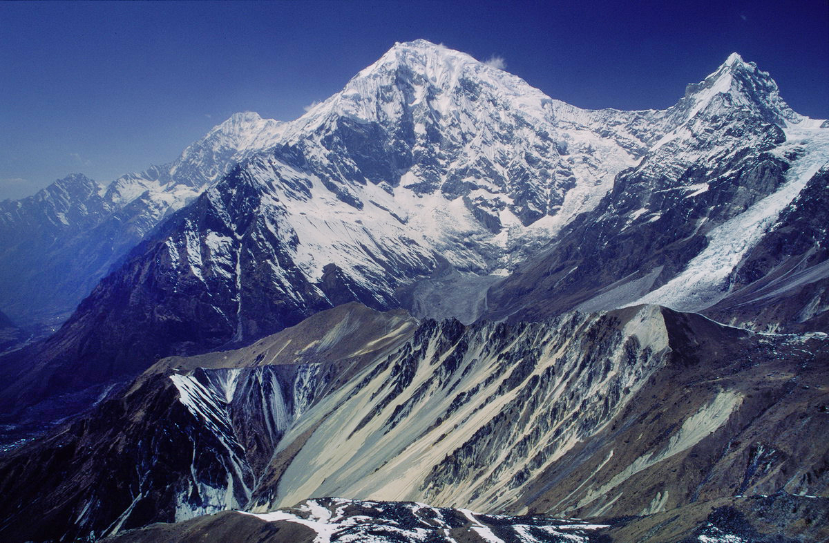 Langtang Lirung, left, and Kinshung.