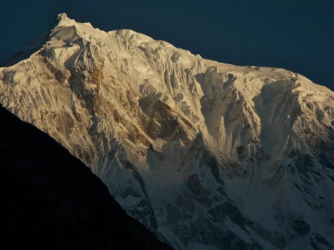 Langtang Lirung at sunset