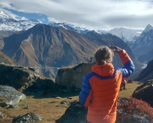 Holecek looks to the horizon