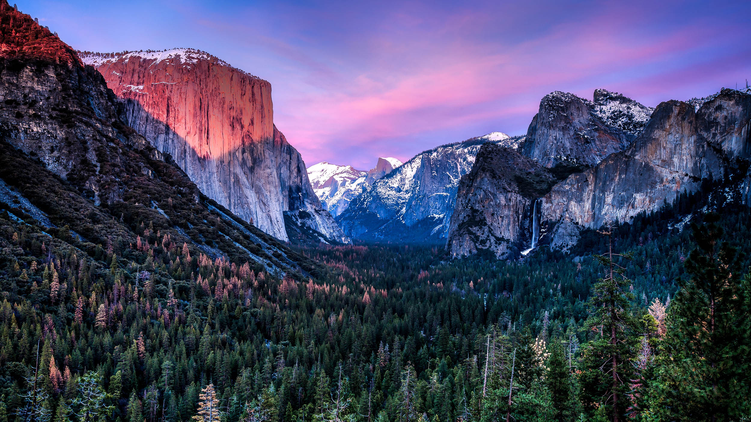 a view of the Yosemite valley at twilight