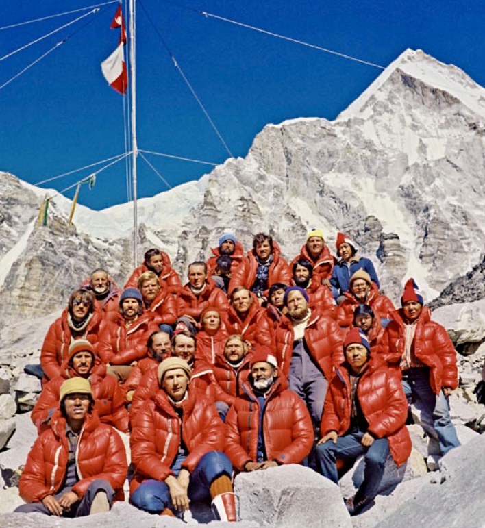 The Polish Everest winter team. 