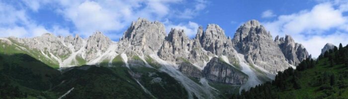 Dolomite-like range in Stubai, Austrian Tyrol