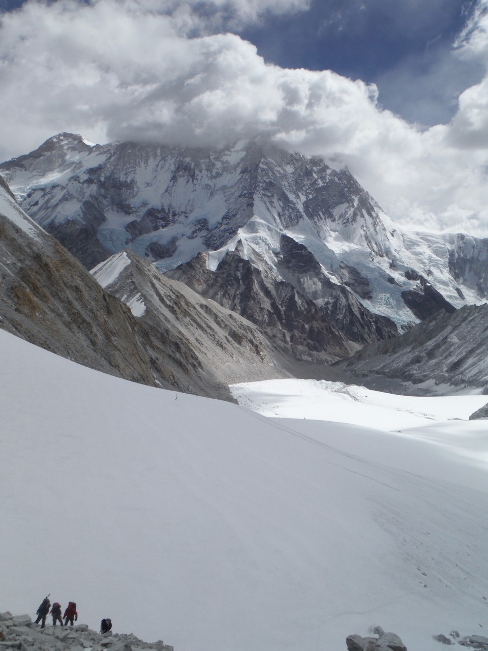 Ascending Sherpani Col.