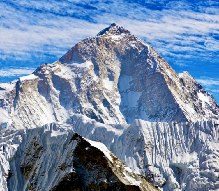 Makalu.