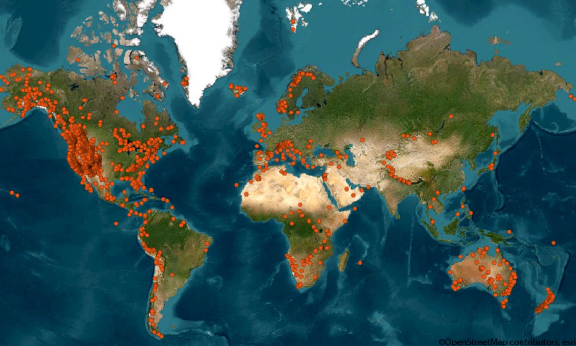 A world map with many pins showing where SOS calls were made.