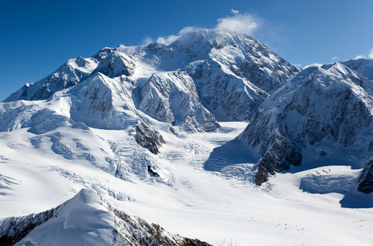 View of the upper accumulation area of Kahiltna Glacier towards McKinley. There is an altitude difference of roughly 4,000m between the foregrund and McKinley's summit.