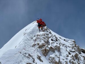 Climbers on the summit of Makalu.