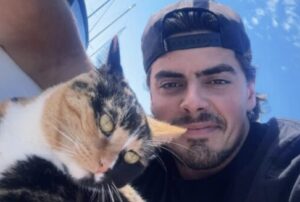 Oliver Widger and his cat
