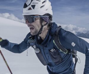 Close shot of Benjamine Vedrines in an intense effort as he skies up Mont Blanc.