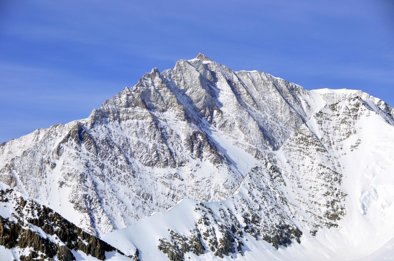 A snow covered mountain