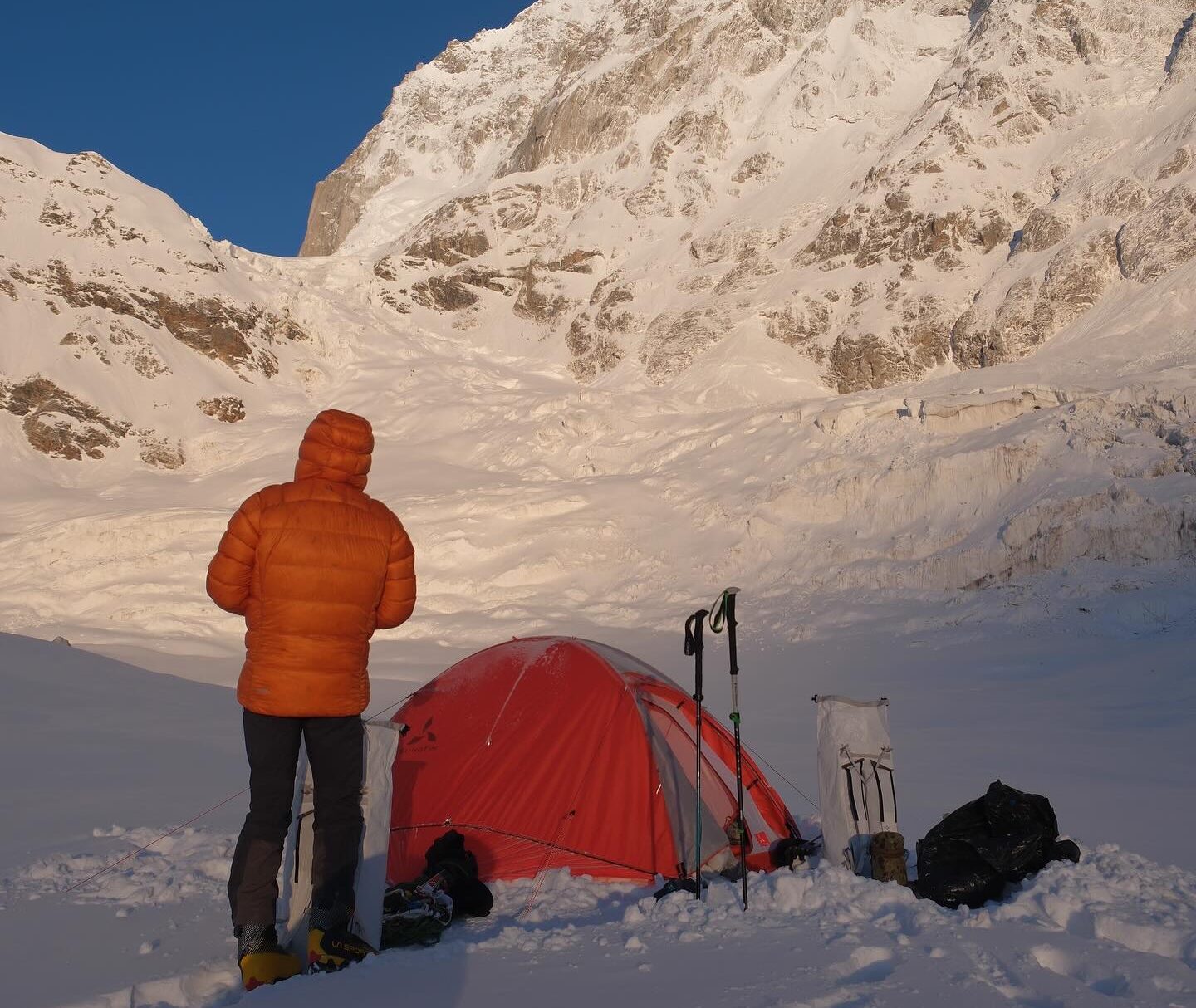 India-Pakistan Climbers Struggle With Conditions, Closed Areas