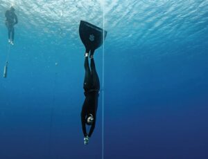Sara Burnett descended to 65m during the Blue Element International Freediving Competition.
