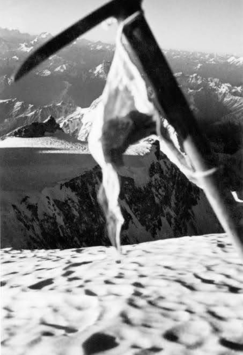Hermann Buhl's summit photo.