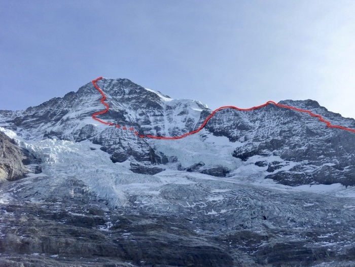 An approximate topo line on the Lauper Route on Mönch's north face.