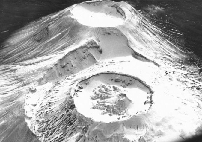 Krasheninnikov volcano.