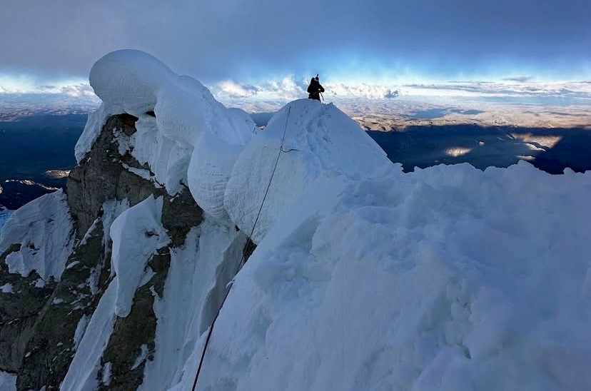 On the summit ridge of Yerupaja.