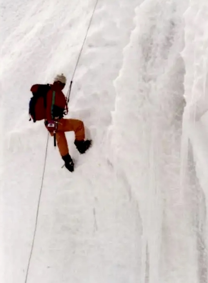 Hu Feng Ling climbing Ulugh Muztagh.
