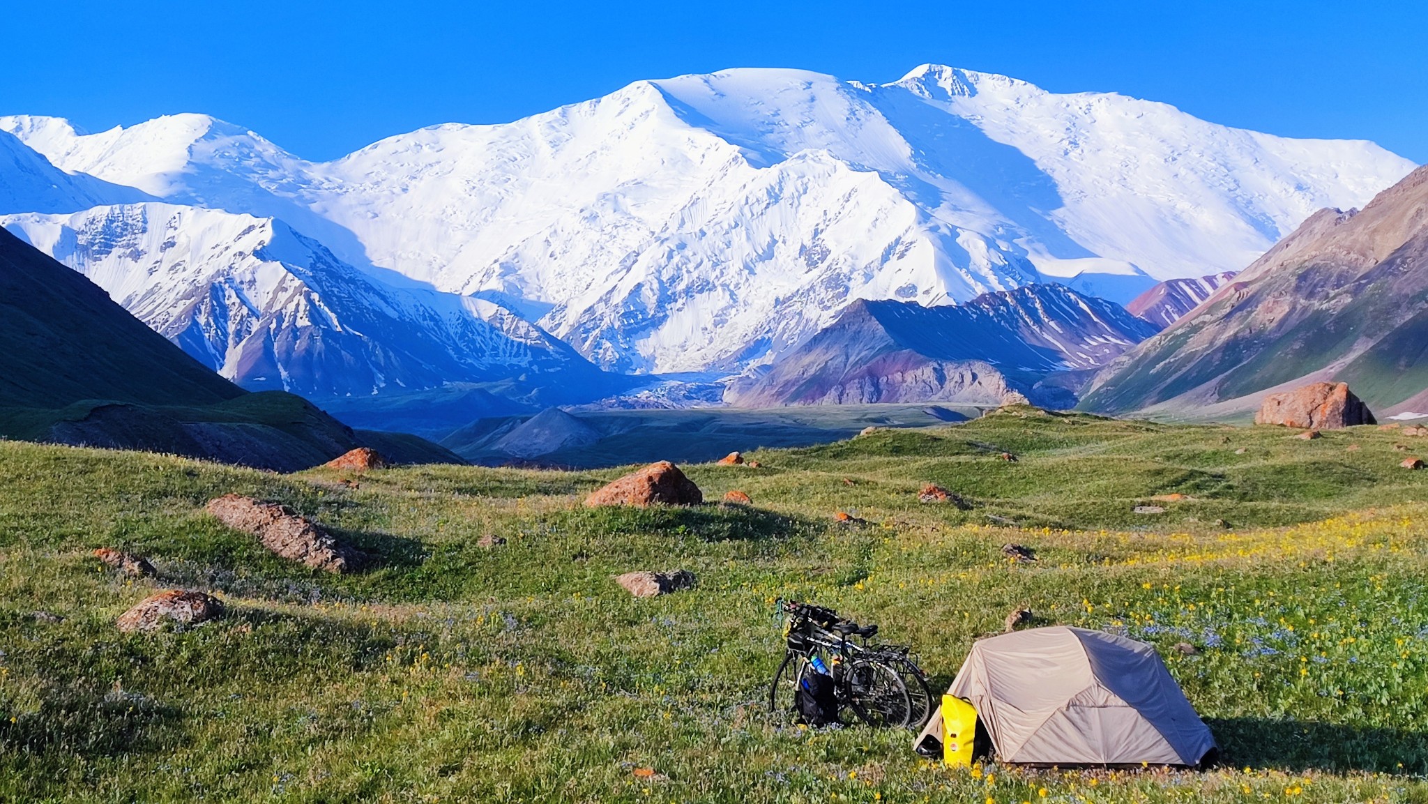 A Cyclist’s Journey Across Tibet and Central Asia