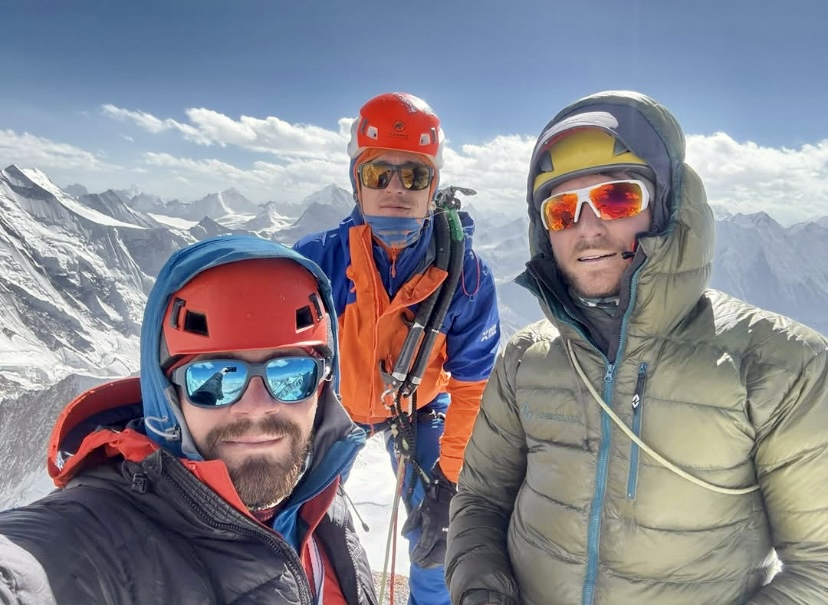 The Polish-Slovak trio on the summit of Tumladen Sar.