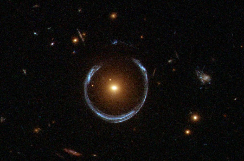 star surrounded by ring