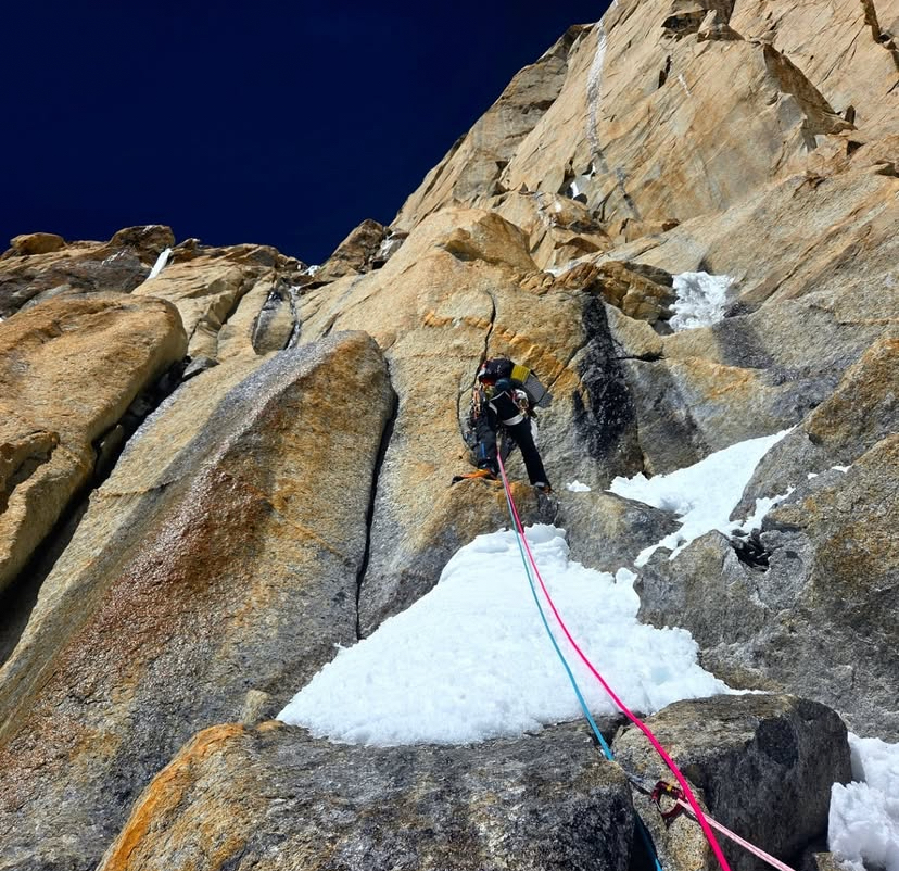 Climbing up the South Face of Chumik Kangri. 