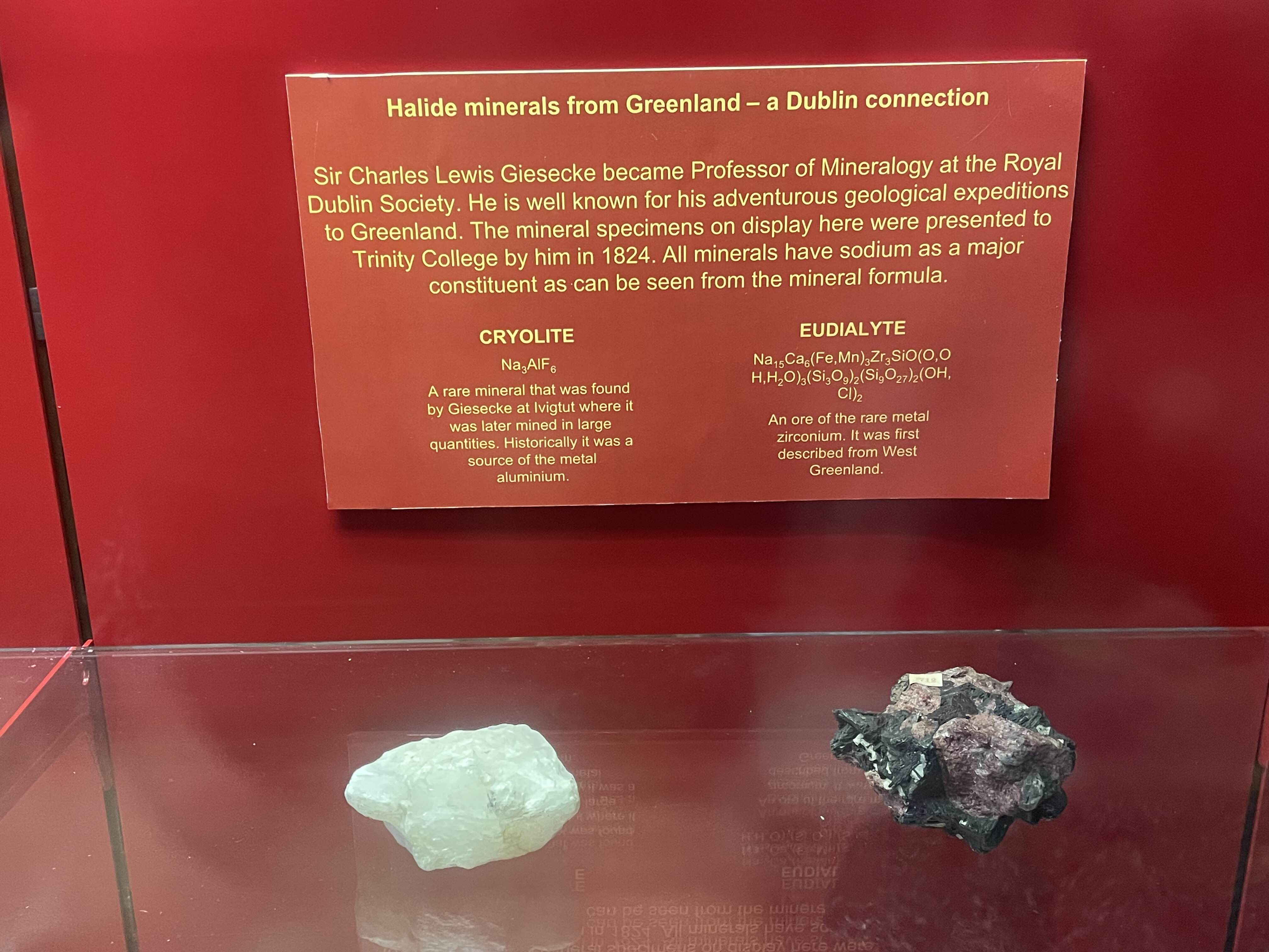 Two mineral samples and an explanatory sign