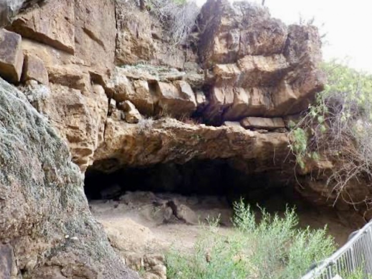 Ben Hall's cave.