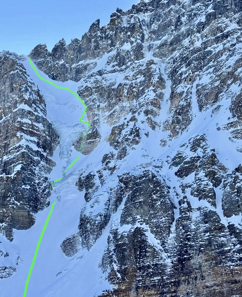 The first ski descent line of Deltaform Mountain's North Glacier.