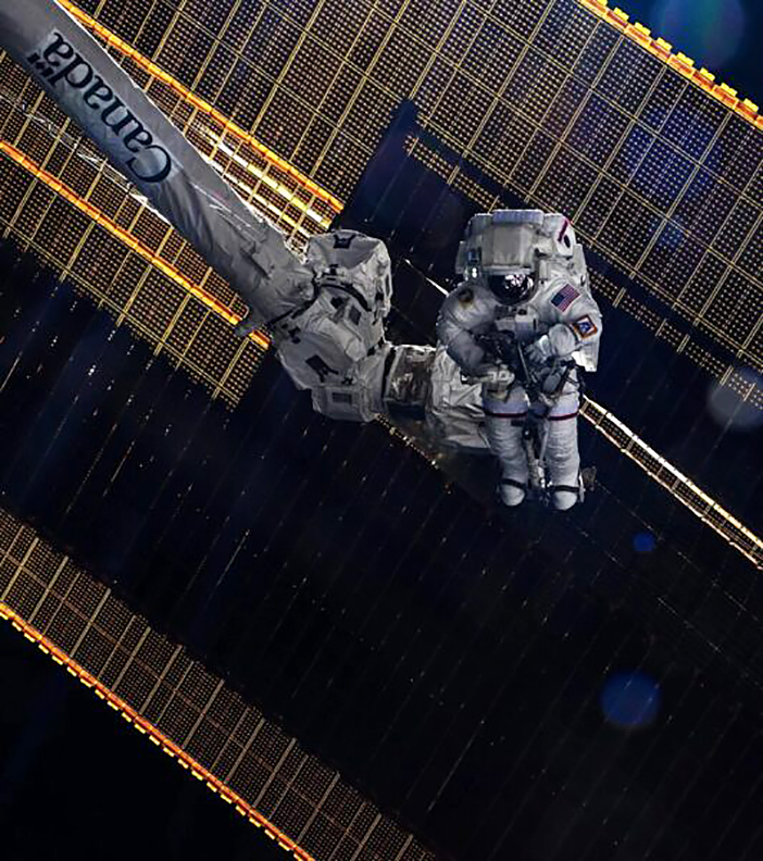 astronaut on space walk