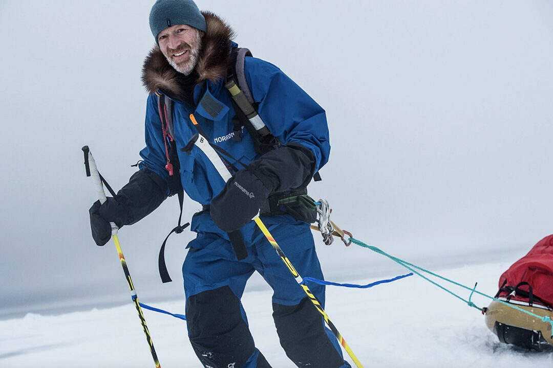 Borge Ousland pulling sled