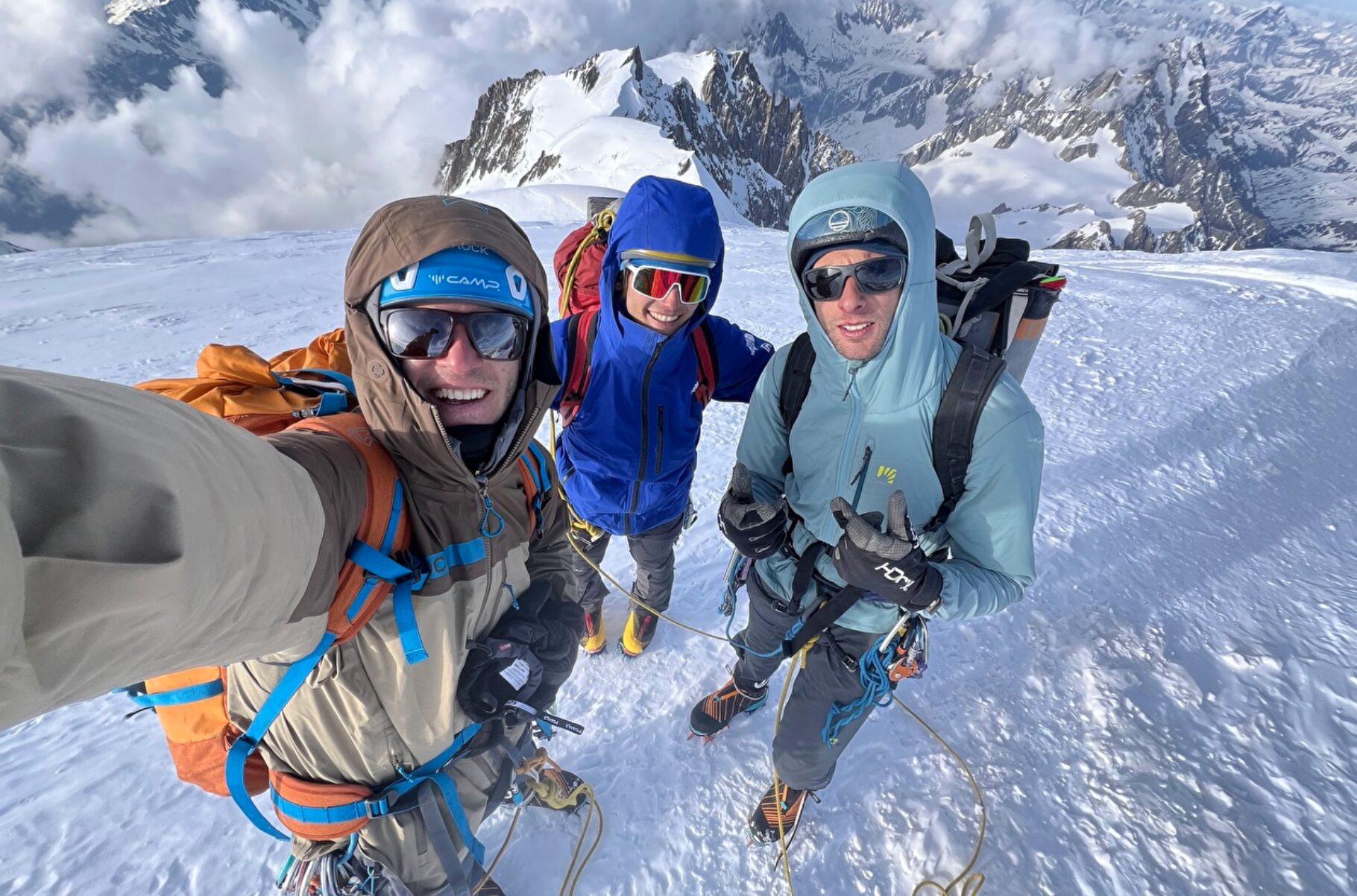 Luca Ducoli, Mirco Grasso and Giacomo Maurion on Mont Blanc. 