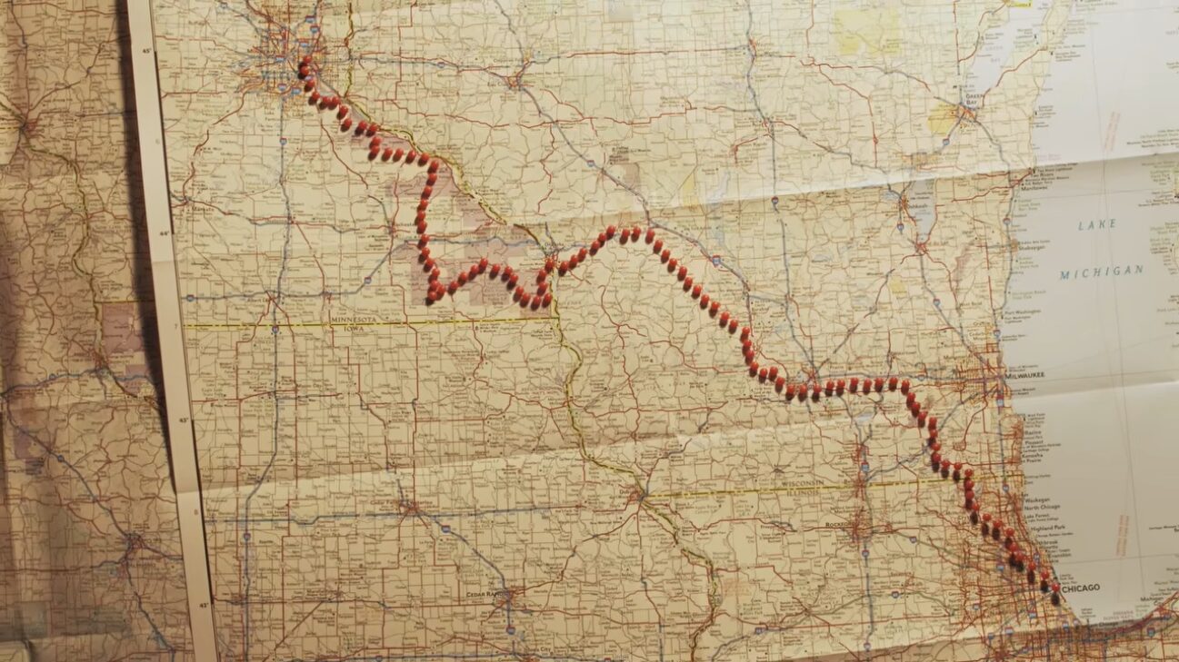 A map with route from Chicago to Saint Paul marked with pins