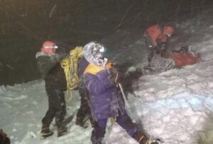 Rescuers in blizzard