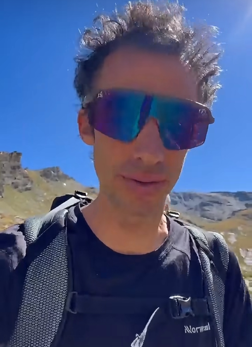 Frame of a video of Kilian Jornet, when he announces that he won't participate in the UTMB this year.